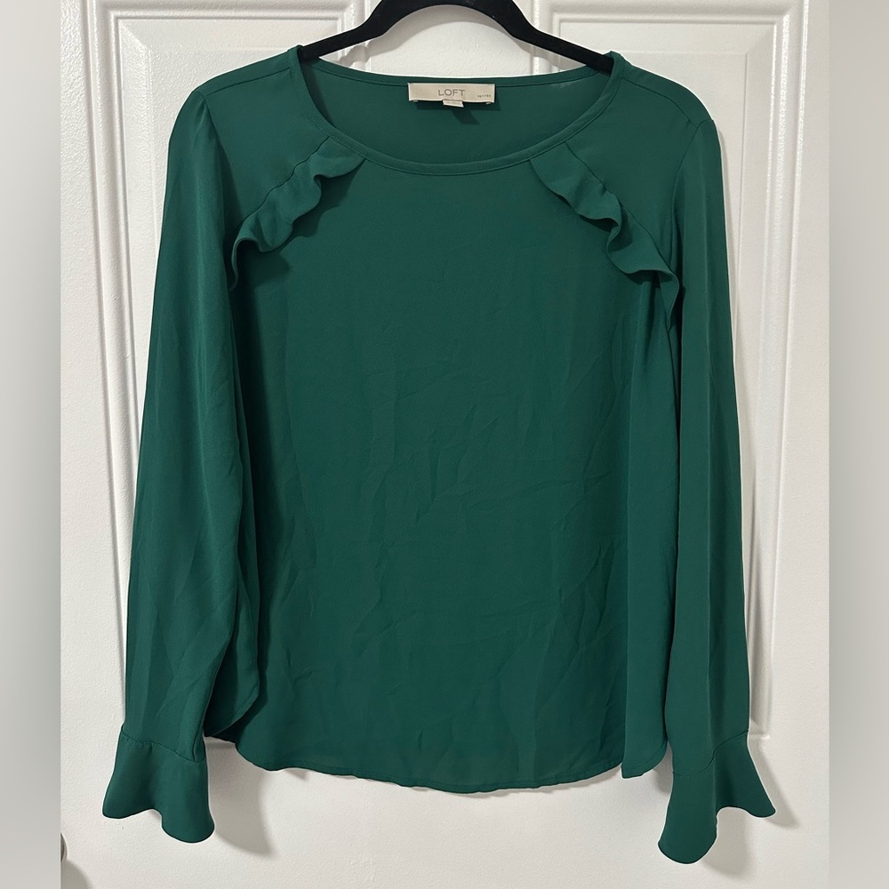 LOFT Women's Emerald Ruffle Blouse, Size Medium Petite